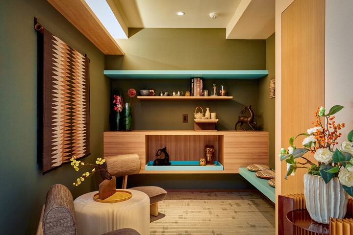 6-story Apt in Azabu, near Tokyo Tower and train gallery image 3