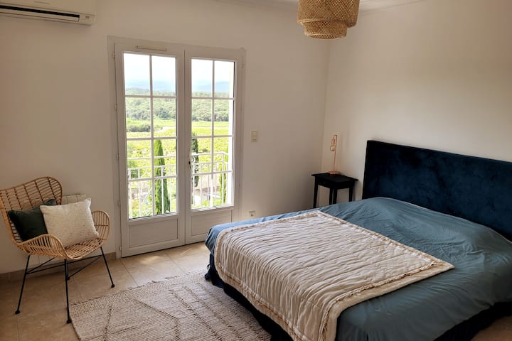 Chambre 1 bis