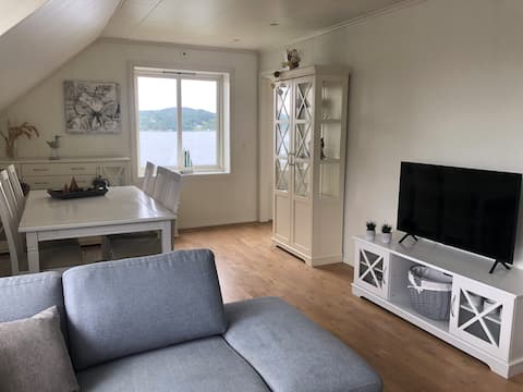 Popular Airbnb listing: Apartment with nice lake view. in Fana