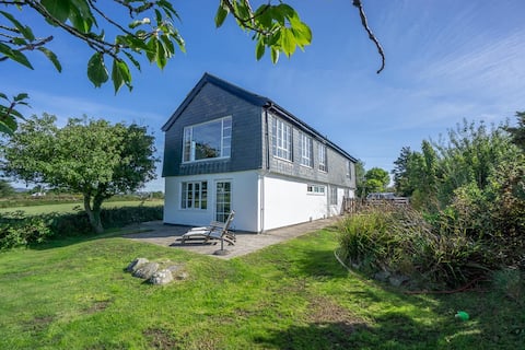 Home in Abersoch - Y Llofft, Abersoch, LL53 7LB