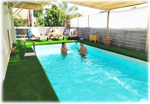 Peaceful & Colorful Attic -À Fleur de Rêve