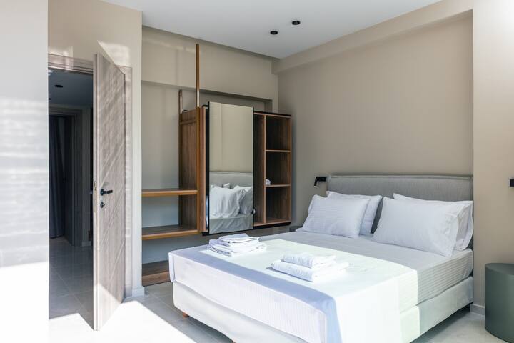 Isla Villas & Suites (Venus Villa) gallery image 4