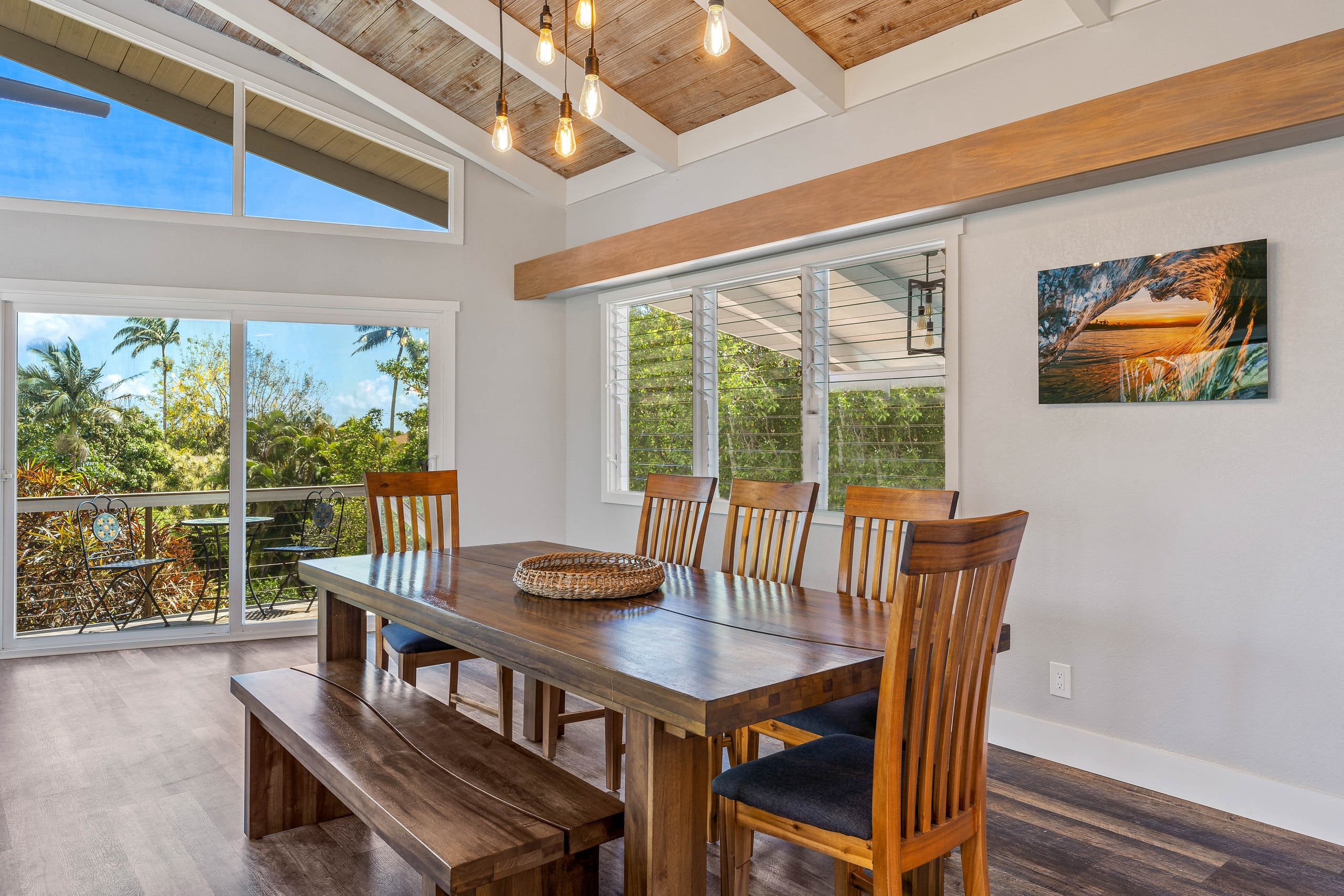 Home in Princeville · ★4.94 · 4 bedrooms · 5 beds · 3.5 baths - Image 8