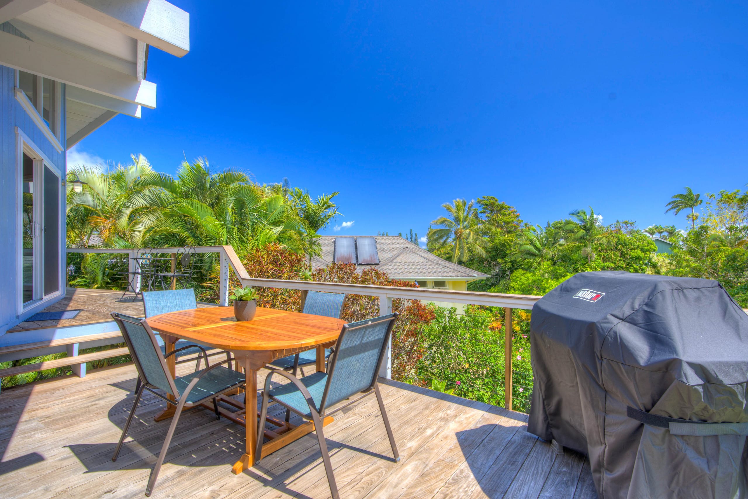 Home in Princeville · ★4.94 · 4 bedrooms · 5 beds · 3.5 baths - Image 27