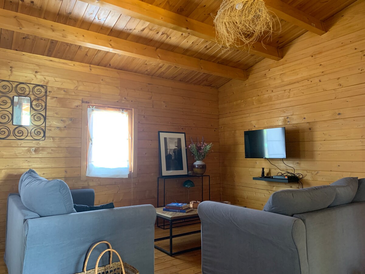 Airbnb performant: Chalet in the heart of the maquis à Bonifacio
