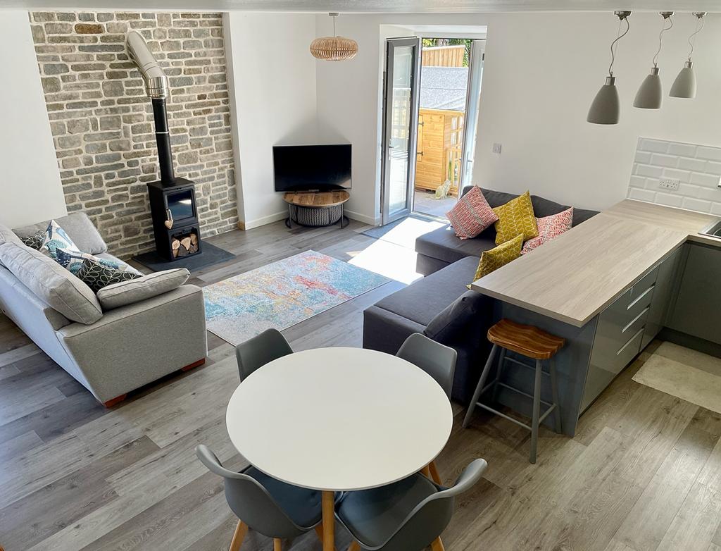 Popular Airbnb listing: Resparva Barn in St. Enoder