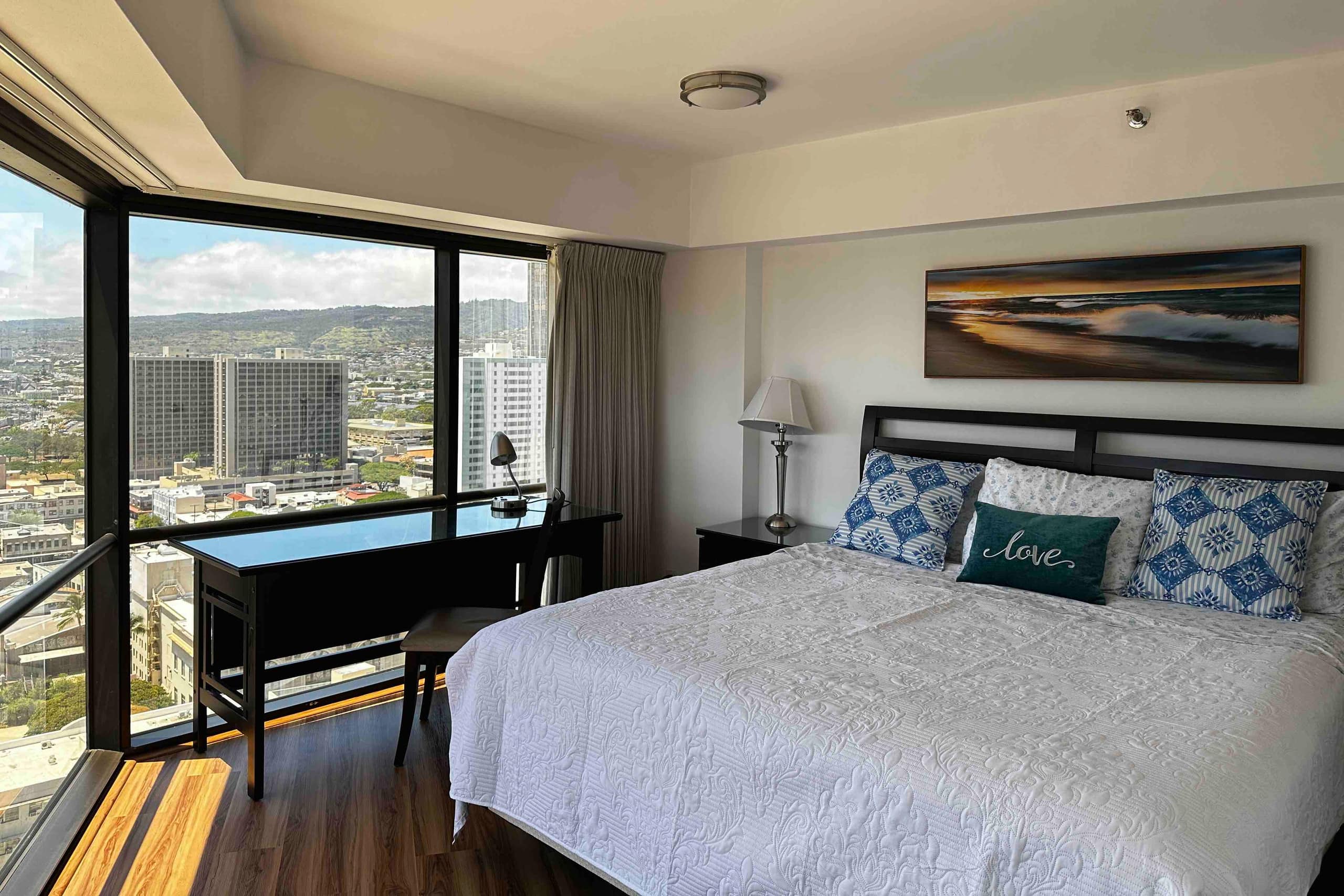 Condo in Honolulu · ★4.81 · 1 bedroom · 4 beds · 1 bath - Image 6