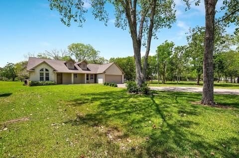 Relaxing house on a 2-acre land
