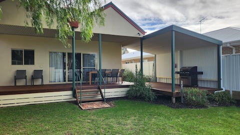 Magnolia Lodge