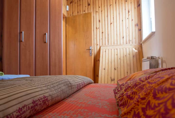 .. พร้อมตู้เสื้อผ้า