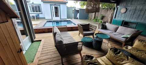 New villa with refreshing pool