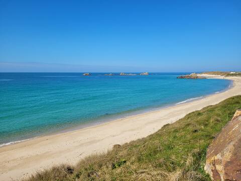 Successful Airbnb property: Beautiful beachfront house in Cléder