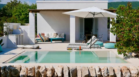Top performing Airbnb: Masseria Pezze Galere - The Fig House with pool in Fasano