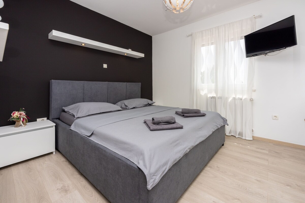 Apartment Tara 1