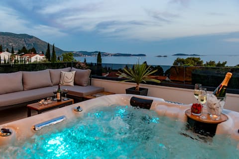 K&N Lux Apartment - Jacuzzi & Magnificent Sea View