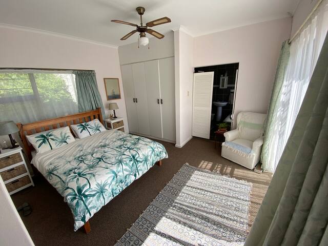 Noordhoek Beauty gallery image 2
