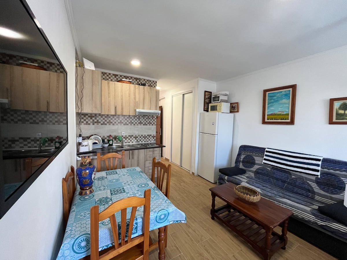 Estudio, Wifi, Centro 200 m, Playa 850 m