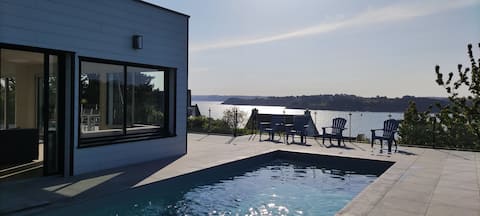 Sea view villa, pool, spa, beach 250 m away