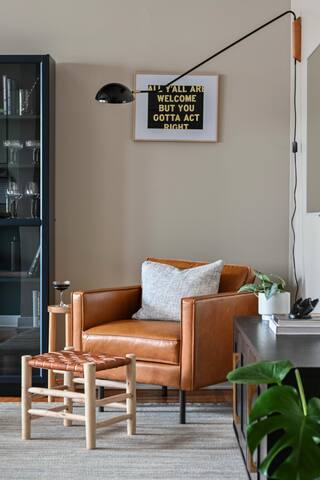 Loft8 – Unique Design in Prime Location gallery image 4