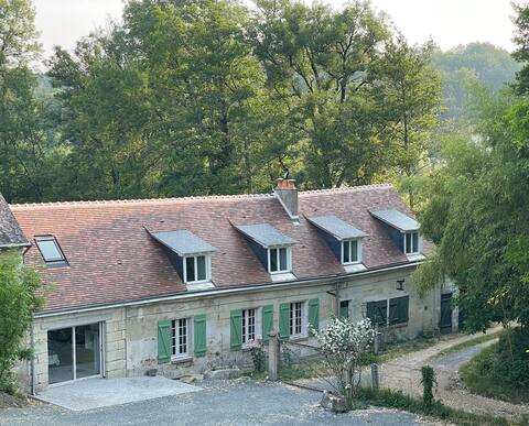 Large house in the countryside