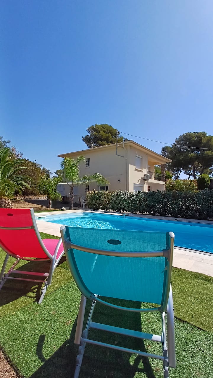 Villa, Plage Et Commerces à Pied à Saint Aygulf - Fréjus