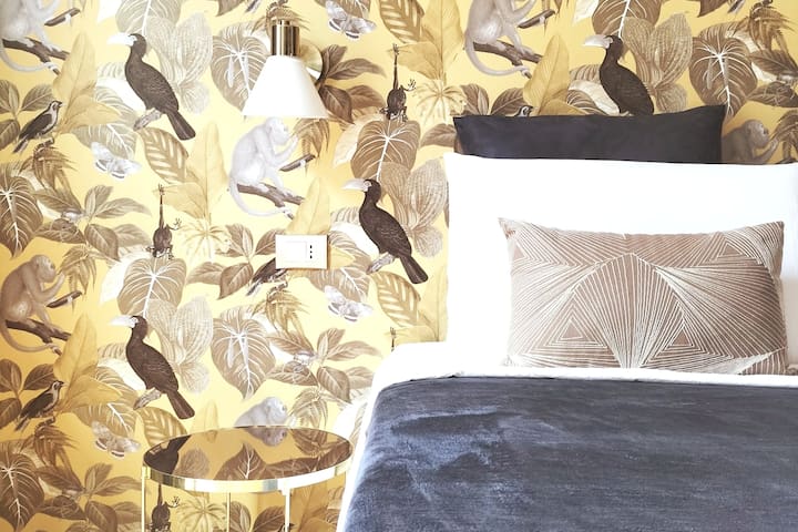 ShadesOfTrastevere(4th fl 6 pax)