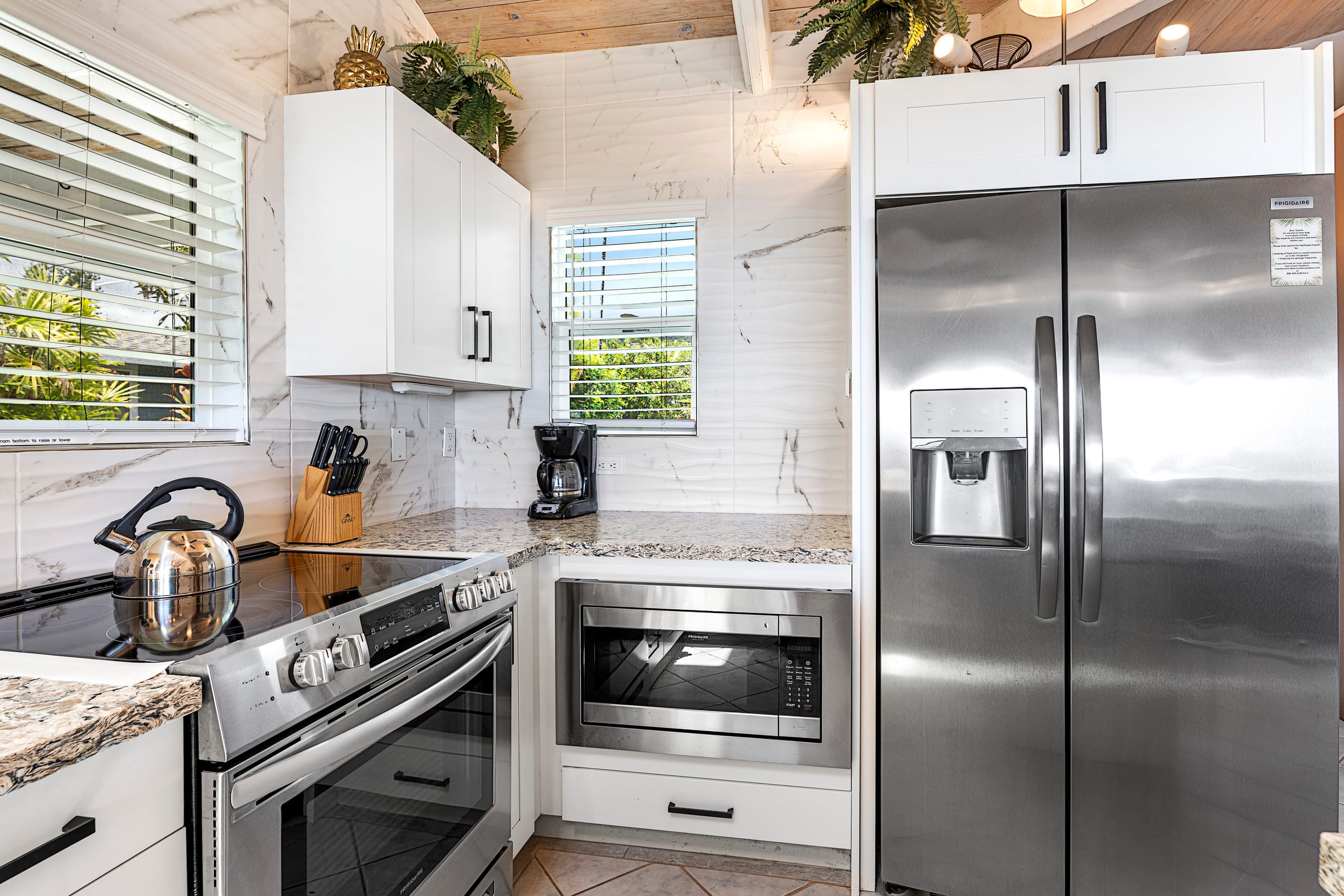Home in Kailua-Kona · ★4.85 · 5 bedrooms · 9 beds · 3 private baths - Image 16