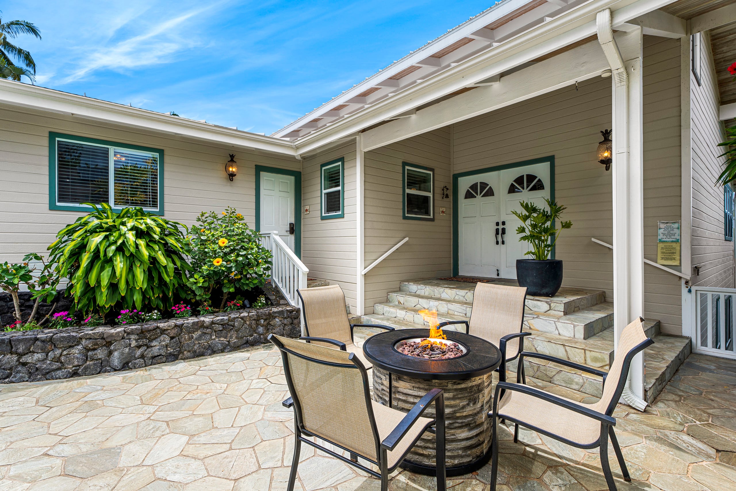 Home in Kailua-Kona · ★4.85 · 5 bedrooms · 9 beds · 3 private baths - Image 48