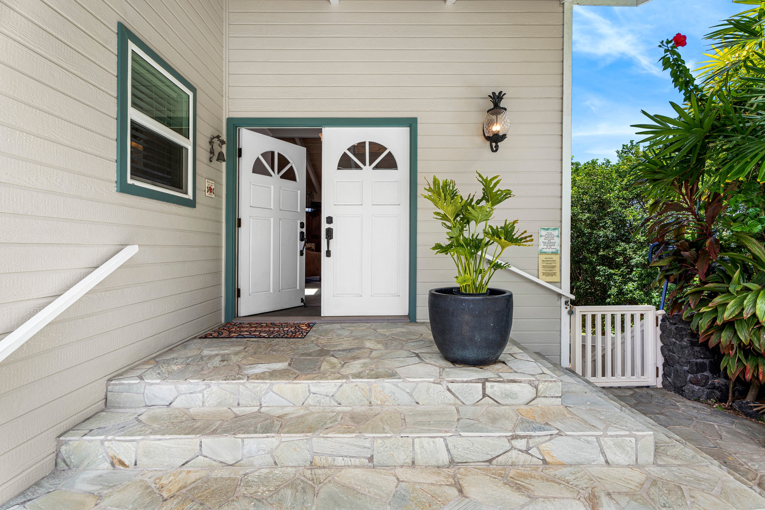 Home in Kailua-Kona · ★4.85 · 5 bedrooms · 9 beds · 3 private baths - Image 42