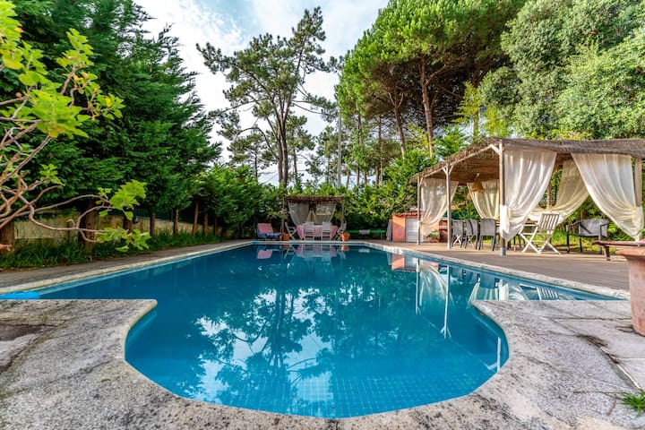 Refúgio no Pinhal próximo da Praia Colares-Sintra