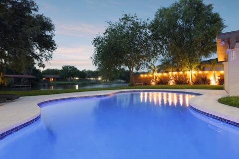 Ultimate Family Fun 4BR Waterfront Home w/ Pool!