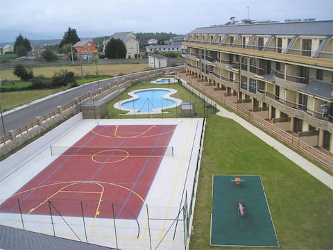 Popular Airbnb listing: Playa Reinante Apartment: spa, pool, beach in Lugo