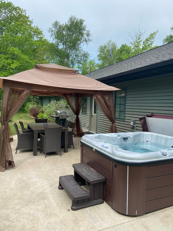 Northern Oasis near Duluth Houses for Rent in Saginaw, Minnesota