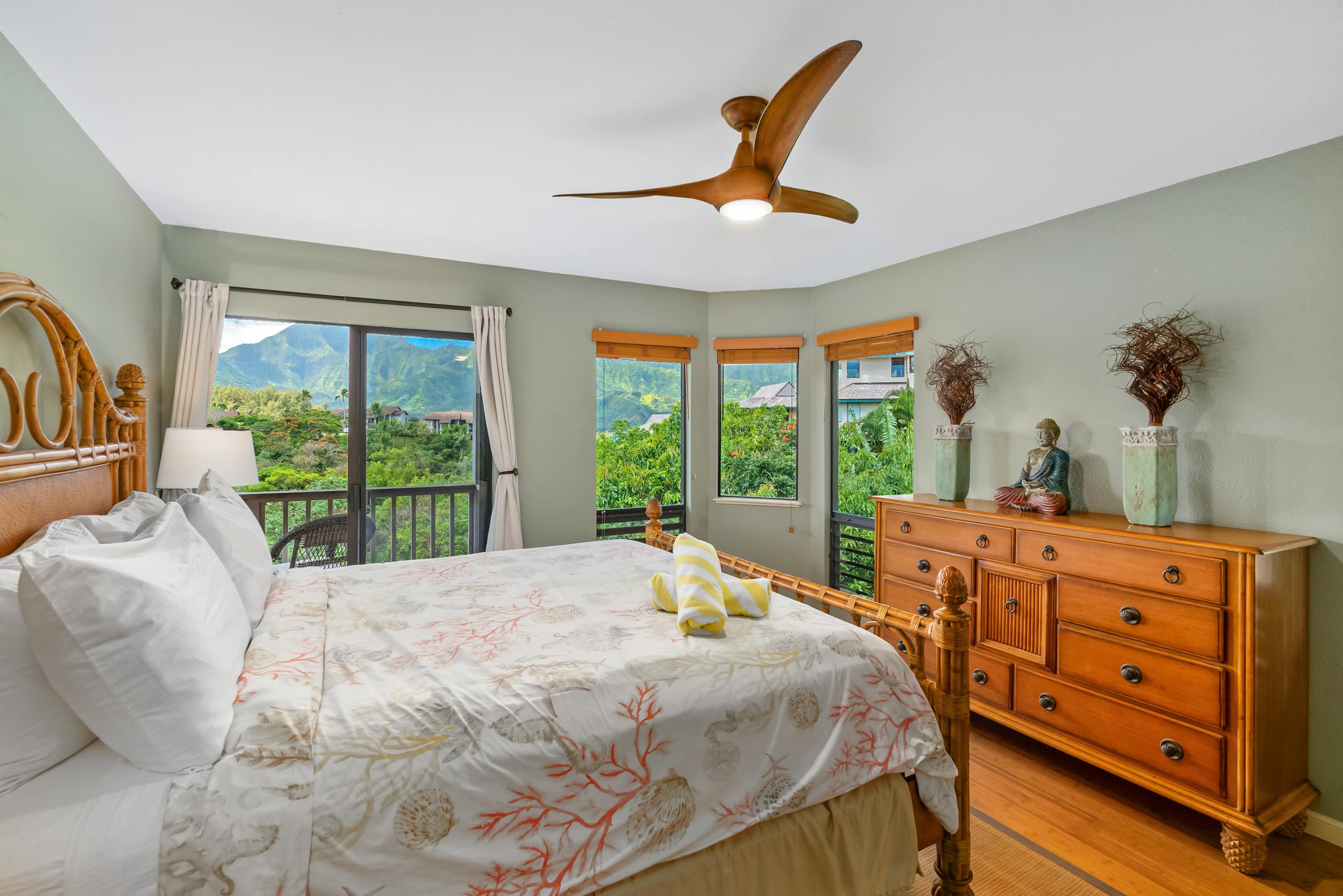 Villa in Princeville · ★4.96 · 2 bedrooms · 2 beds · 2.5 baths - Image 12