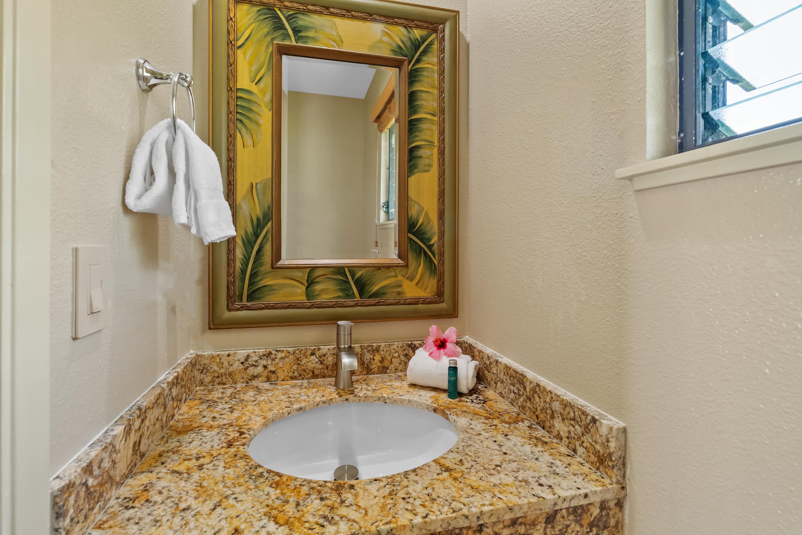 Villa in Princeville · ★4.96 · 2 bedrooms · 2 beds · 2.5 baths - Image 8
