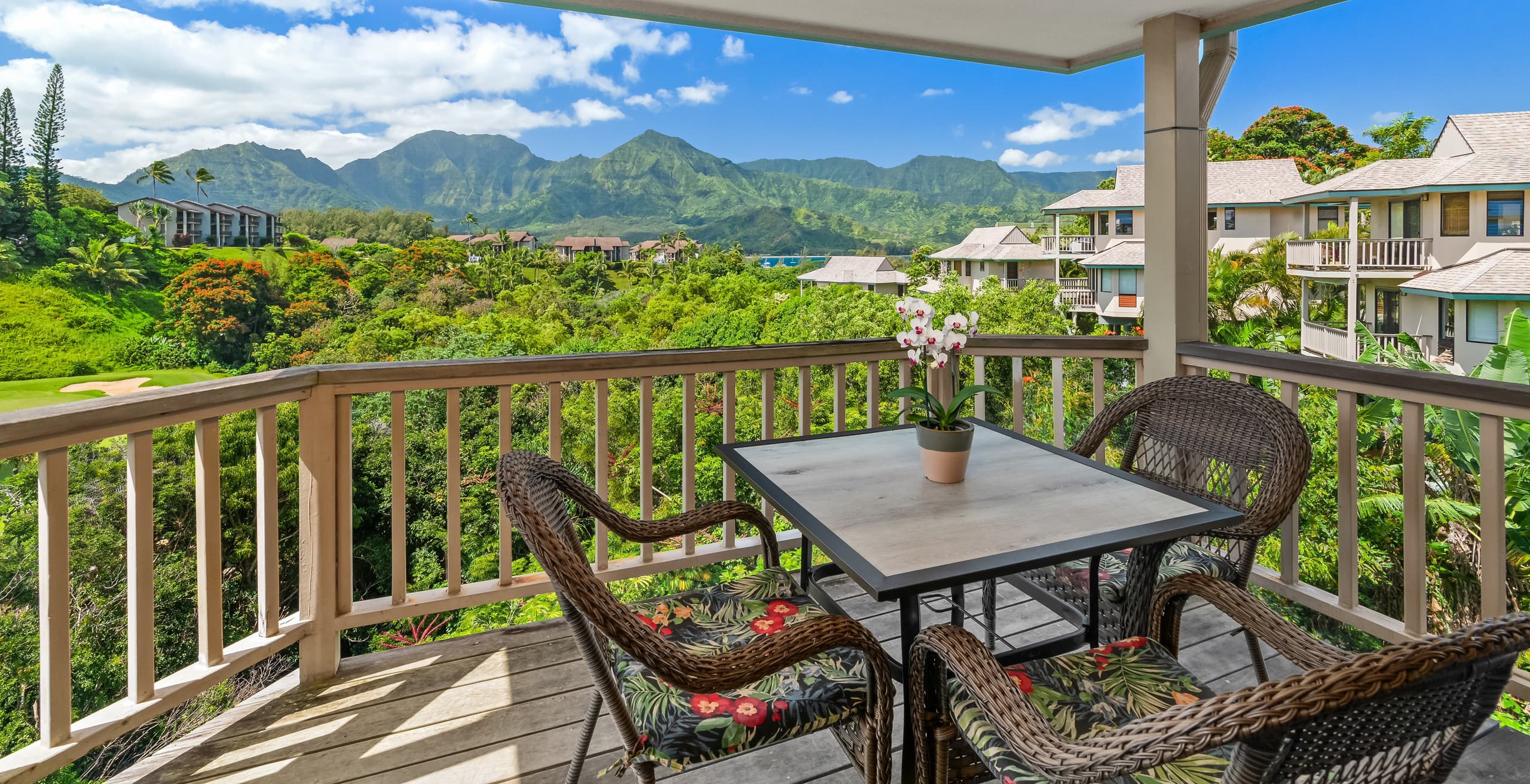 Villa in Princeville · ★4.96 · 2 bedrooms · 2 beds · 2.5 baths - Image 2