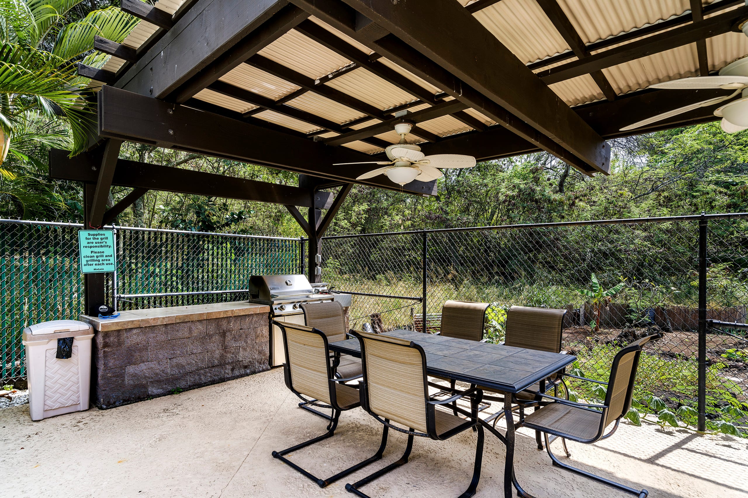 Oceanfront, 2 bed 2 bath with AC, sleeps 5-6 - Image 30