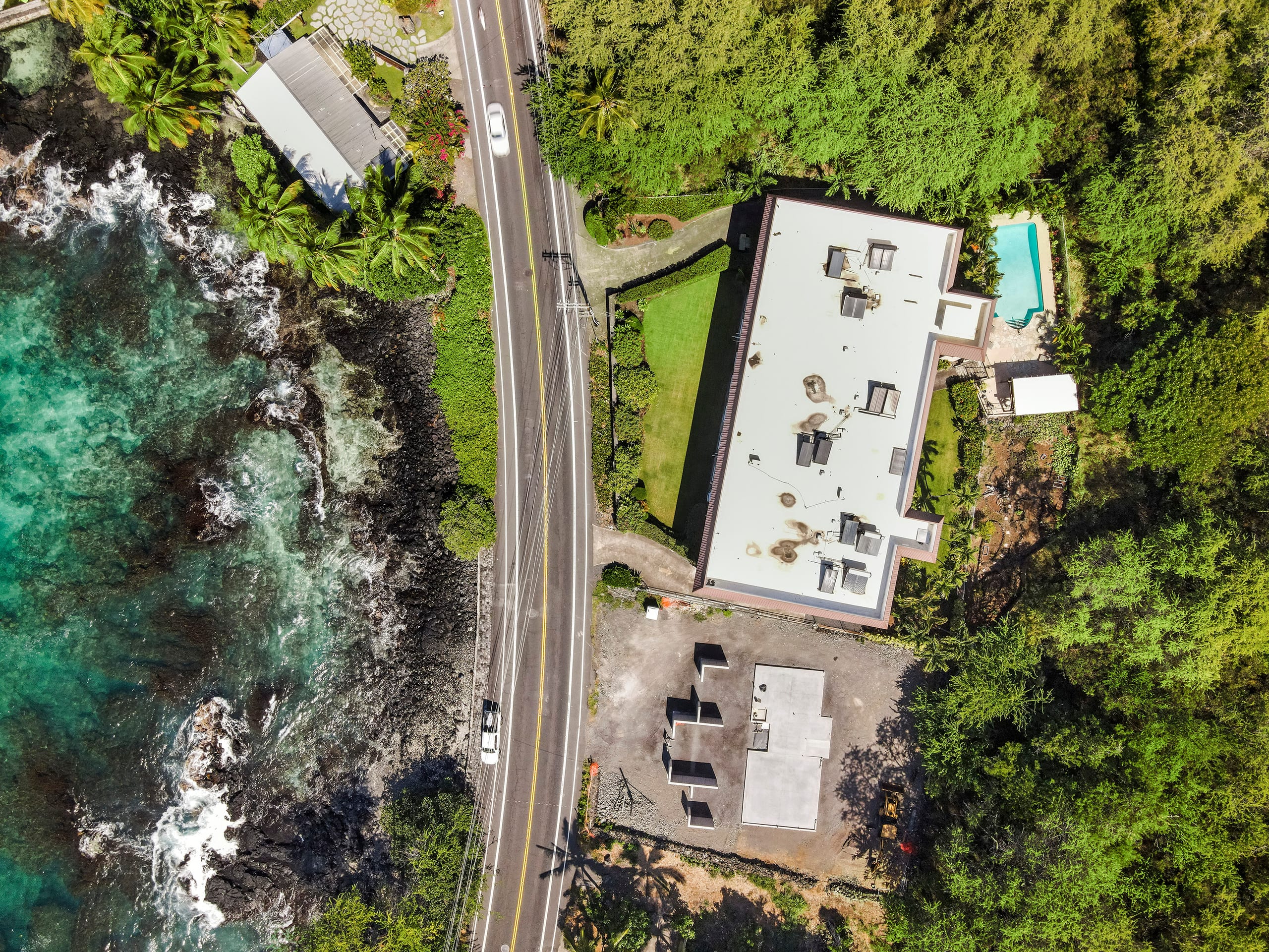 Oceanfront, 2 bed 2 bath with AC, sleeps 5-6 - Image 32