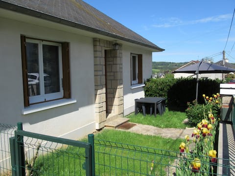 Apartment, Single-Family Home. No. 1927600000248