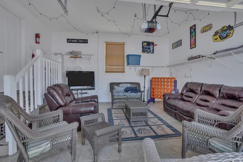 Walk to Beach & Boardwalk | Rec Room | 3 Car Park