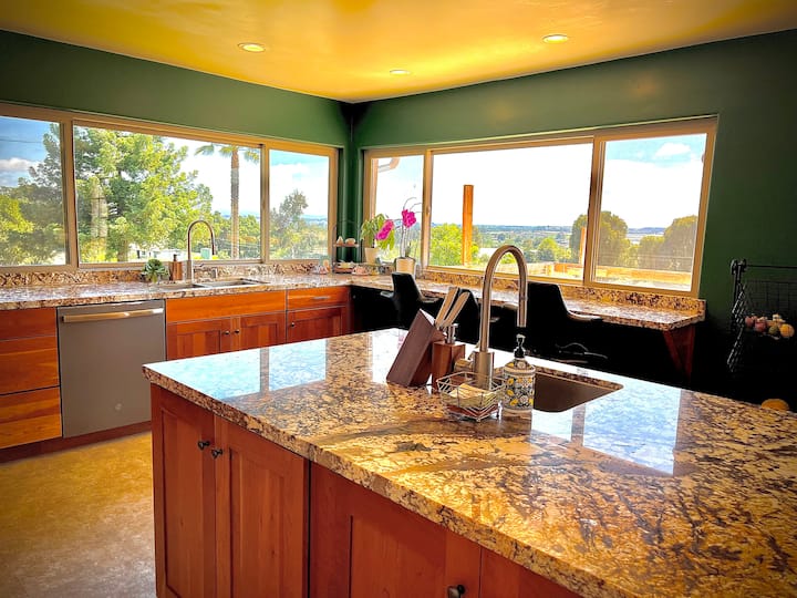 A country House with a sweeping view Houses for Rent in Watsonville