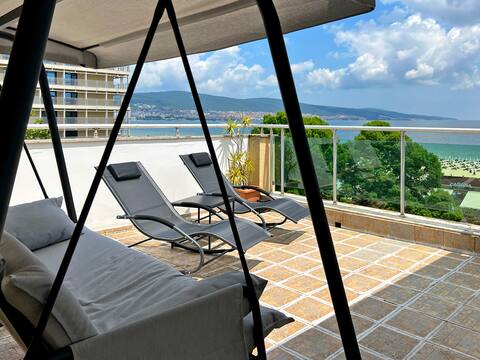 Premium Apartment Midia Beach