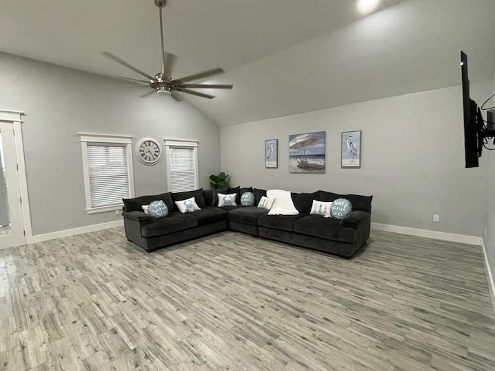 Მისაღები ოთახი