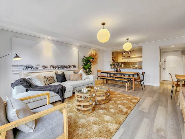 Distinguished Green Point 2 Bdr – No Load Shedding gallery image 5