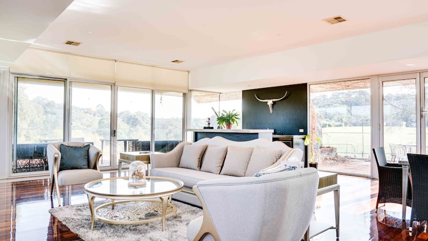 Heritage Holiday House No.15 gallery image 3