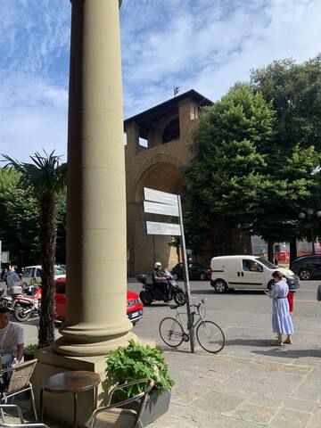 Apartment della seta 2 gallery image 2