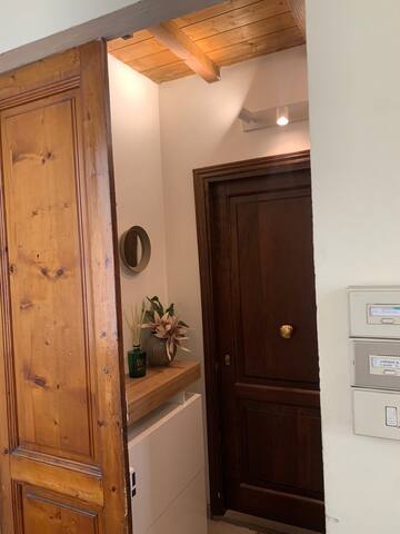 Apartment della seta 2 gallery image 3