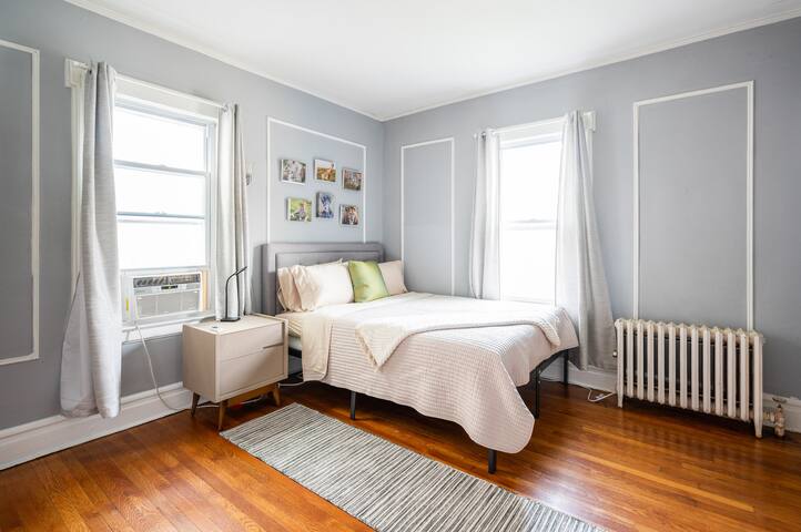 Visiting NYC, Seton Hall & South Orange Stay Here! gallery image 4