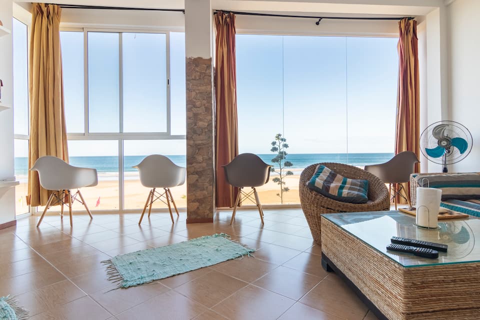 RosyPlage, a blue house on a surf beach, Aghroud, near Taghazout, Morocco, photo 7 of 10