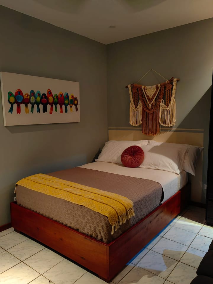 Studio 506 "Bed & Breakfast" Apartments for Rent in Quepos